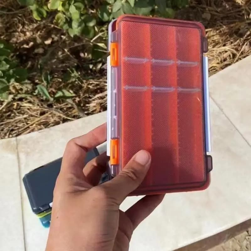 652F Transparent adjustable dividers Terminals Equipment box Fishing hooks Storage traces
