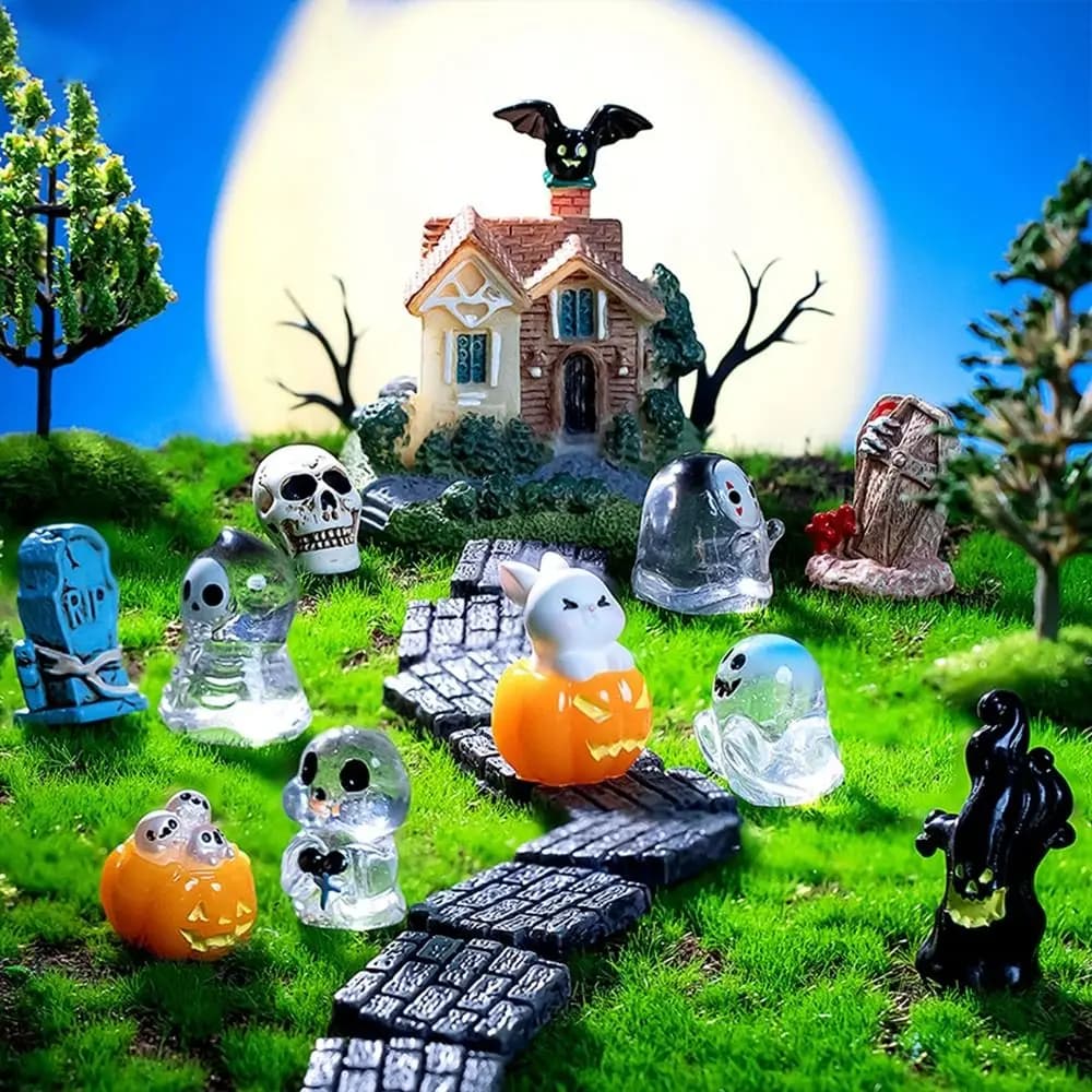 Micro paesaggio Halloween sfera di cristallo resina mini resina fantasma senza volto facile da trasportare ornamenti in resina zucca forniture per feste