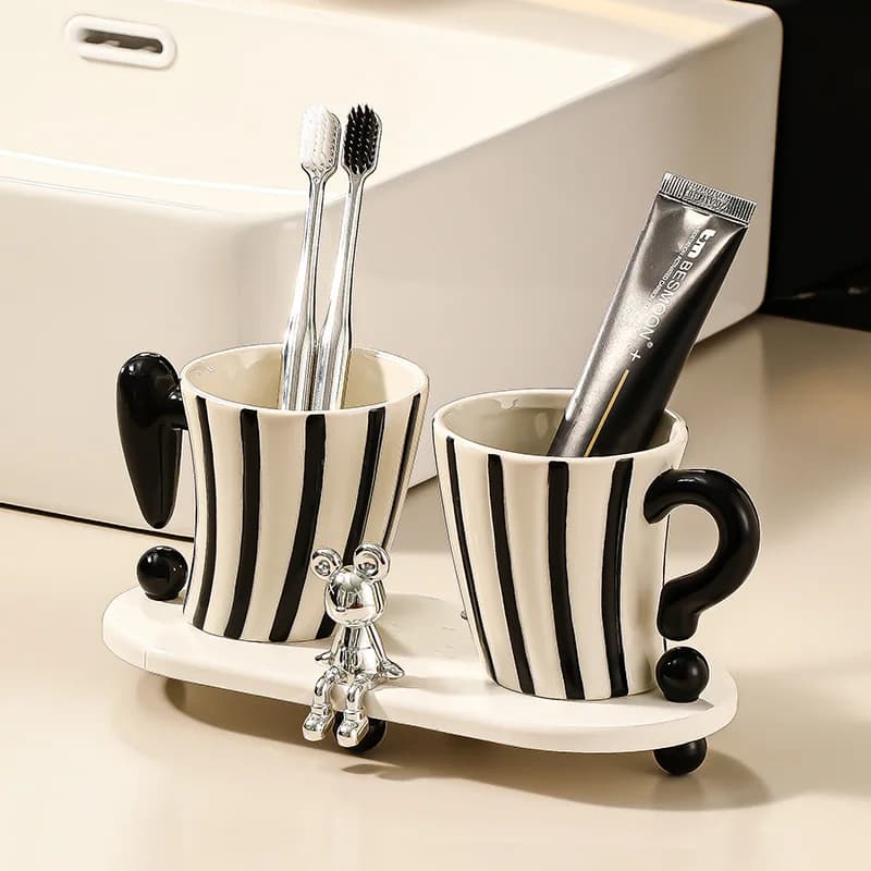 ‌ Elegante set di tazze per spazzolino in ceramica per coppie: moderno organizer da bagno con porta dentifricio nordico e portaspazzolino