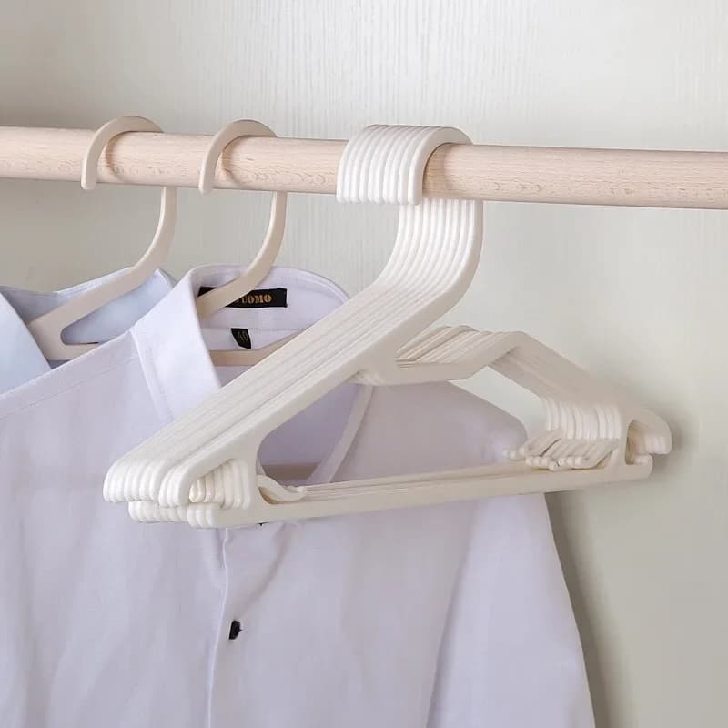 Clothes rack for storing the wardrobe of the home bedroom, simple 10 piece seamless plastic hangers for adults