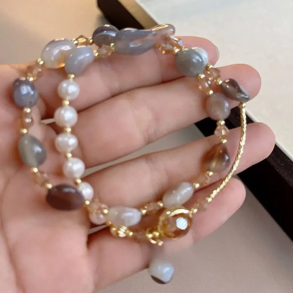 Bracciale a Doppio Strato con Perle Artificiali, Catena di Lusso Leggera, Braccialetti con Charm Vintage per Donne e Ragazze