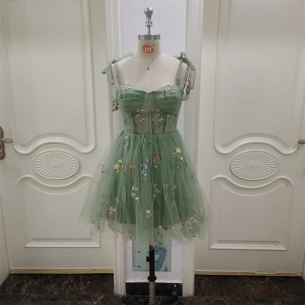 ZJ4013 2025 Estate Nuovo commercio estero europeo e americano Abito da sera Abbigliamento donna Senza spalline Abito sexy in pizzo ricamato