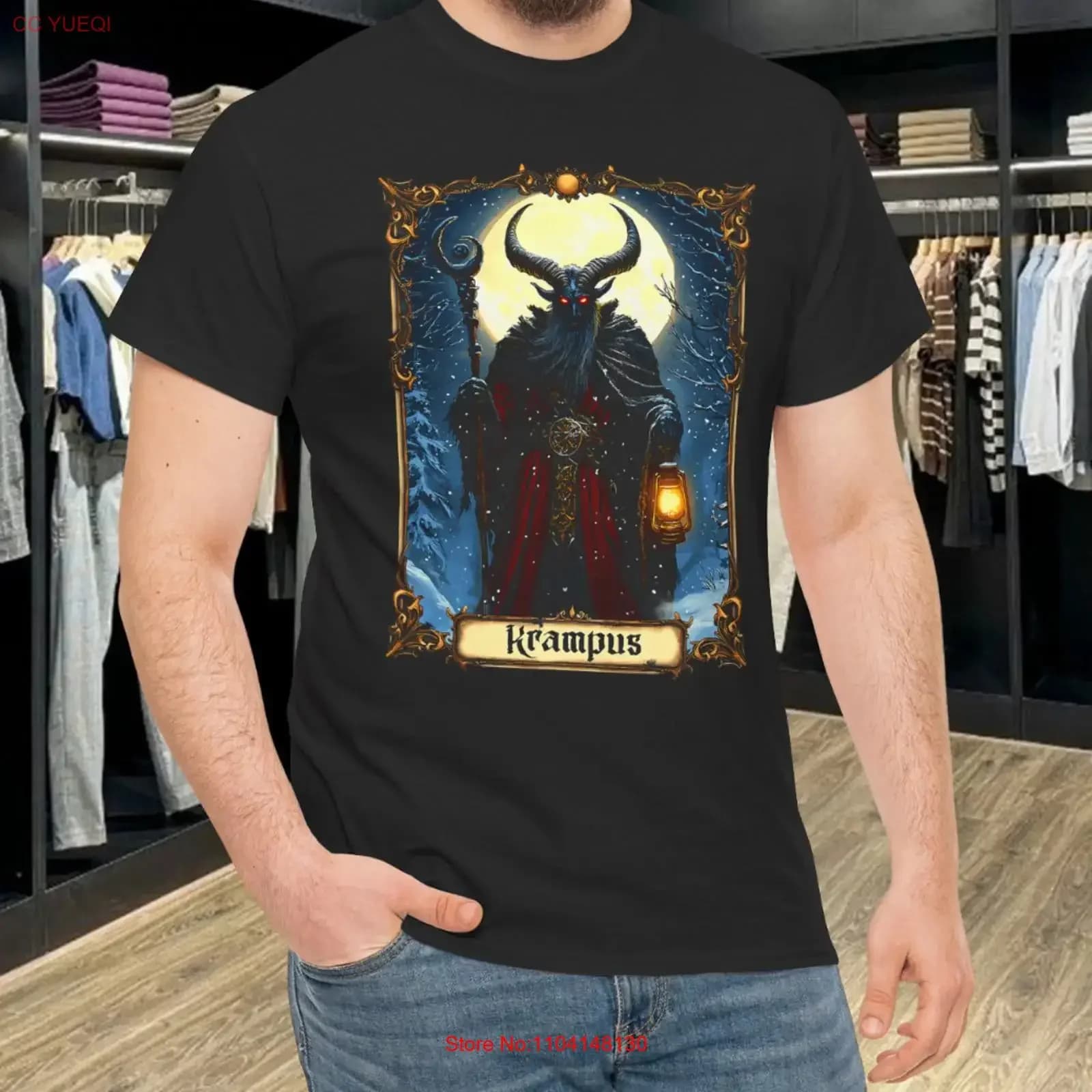 Maglietta in cotone vintage lavata stile streetwear con stampa Krampus Tarot Card, tema natalizio horror, casual e leggermente maschile.