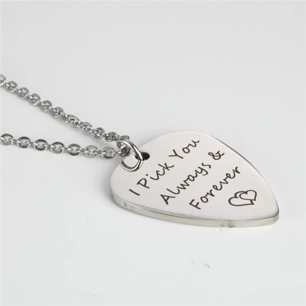Collana con Ciondolo a Forma di Plettro per Chitarra, in Acciaio Inossidabile Antiruggine, Design Tattile per Musicisti, Chitarristi e Bassisti