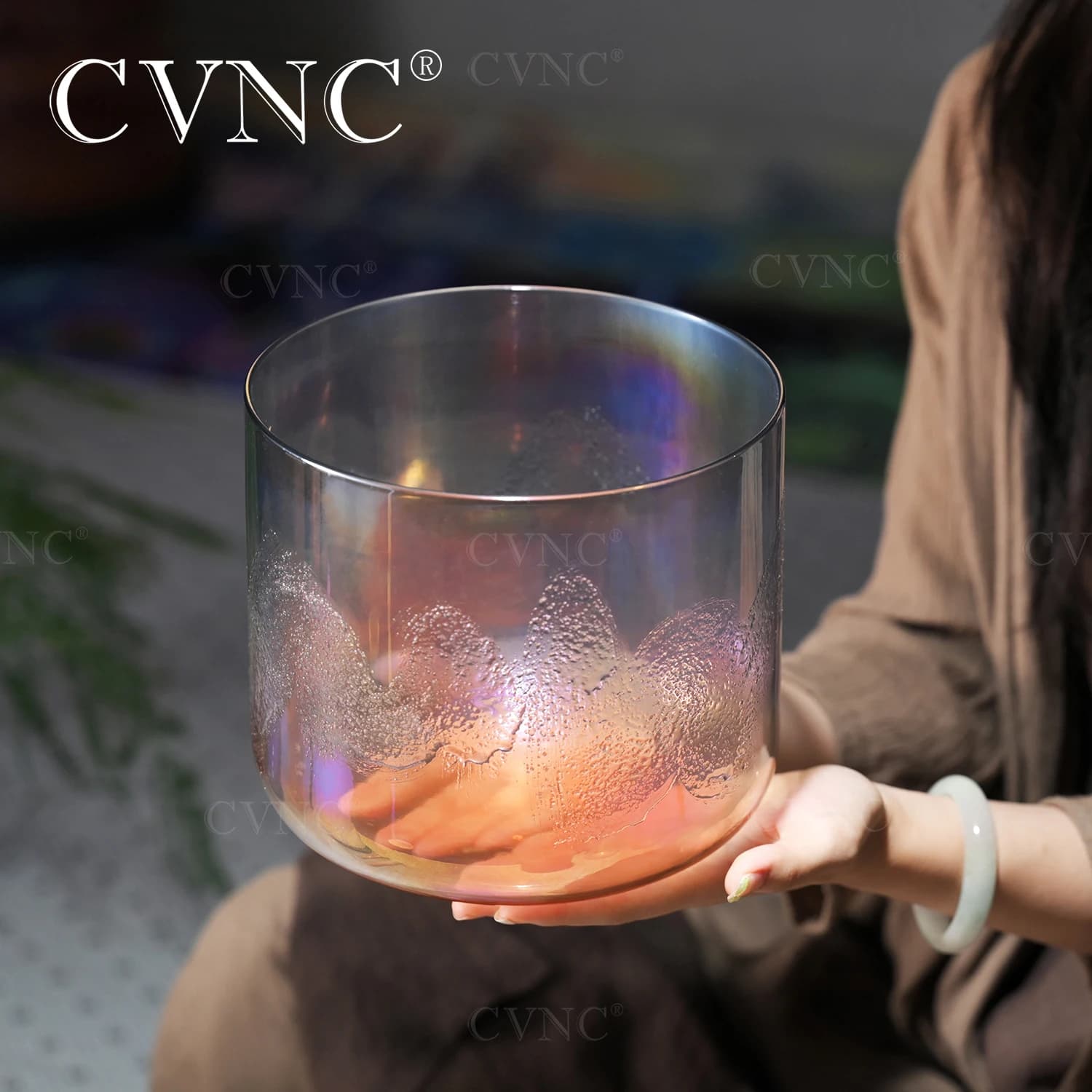 CVNC 7 Inch Dawn Flowing Sand Clear Cosmic Light Quartz Crystal Singing Bowl for Meditation and Sound Healing with Mallet