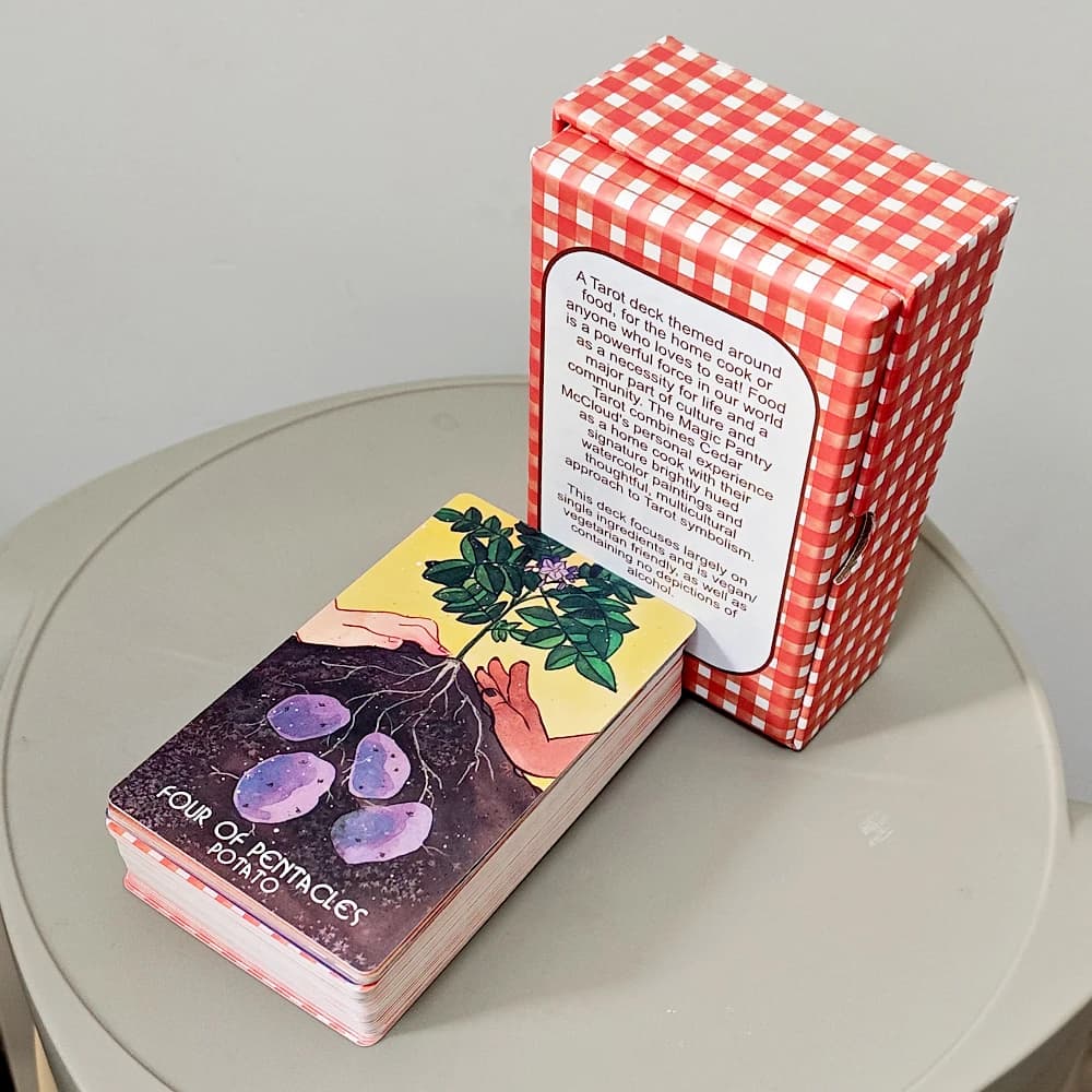 The Magic Pantry Tarot Deck 12*7cm Carte dei Tarocchi a tema alimentare con acquerelli per cuochi casalinghi e gourmand, Cartoncino a doppia goffratura