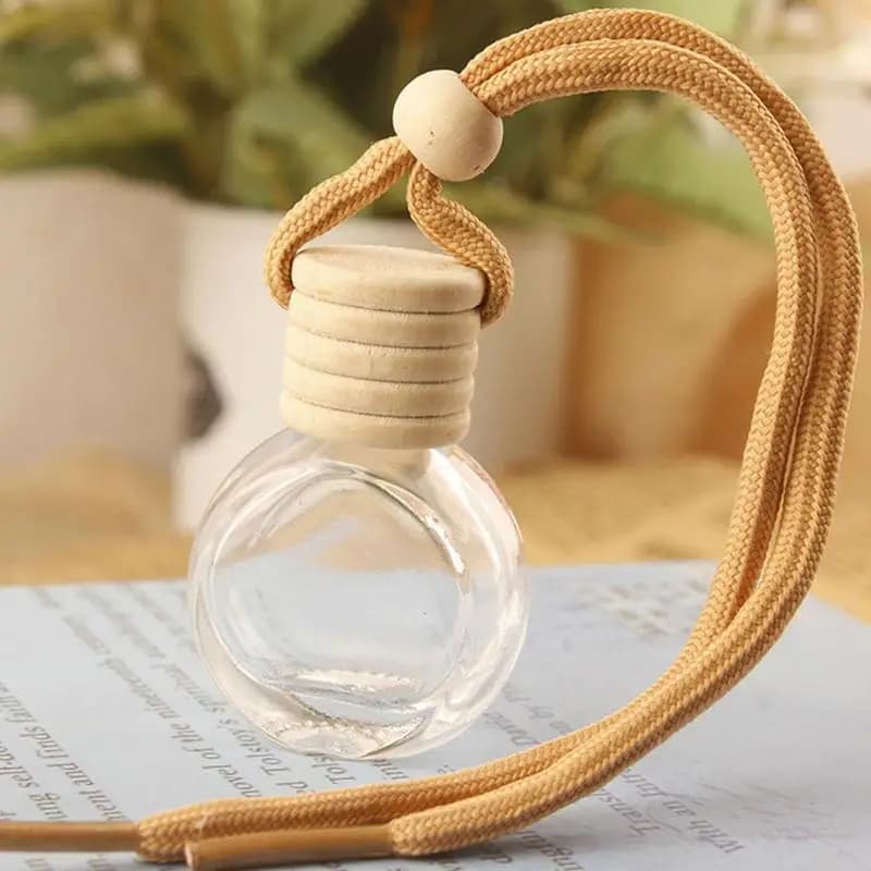 Glass bottle for aromatherapy car for hanging car, for mirror pendant, decorative ornaments for dashboard, ornament for aromatherapy