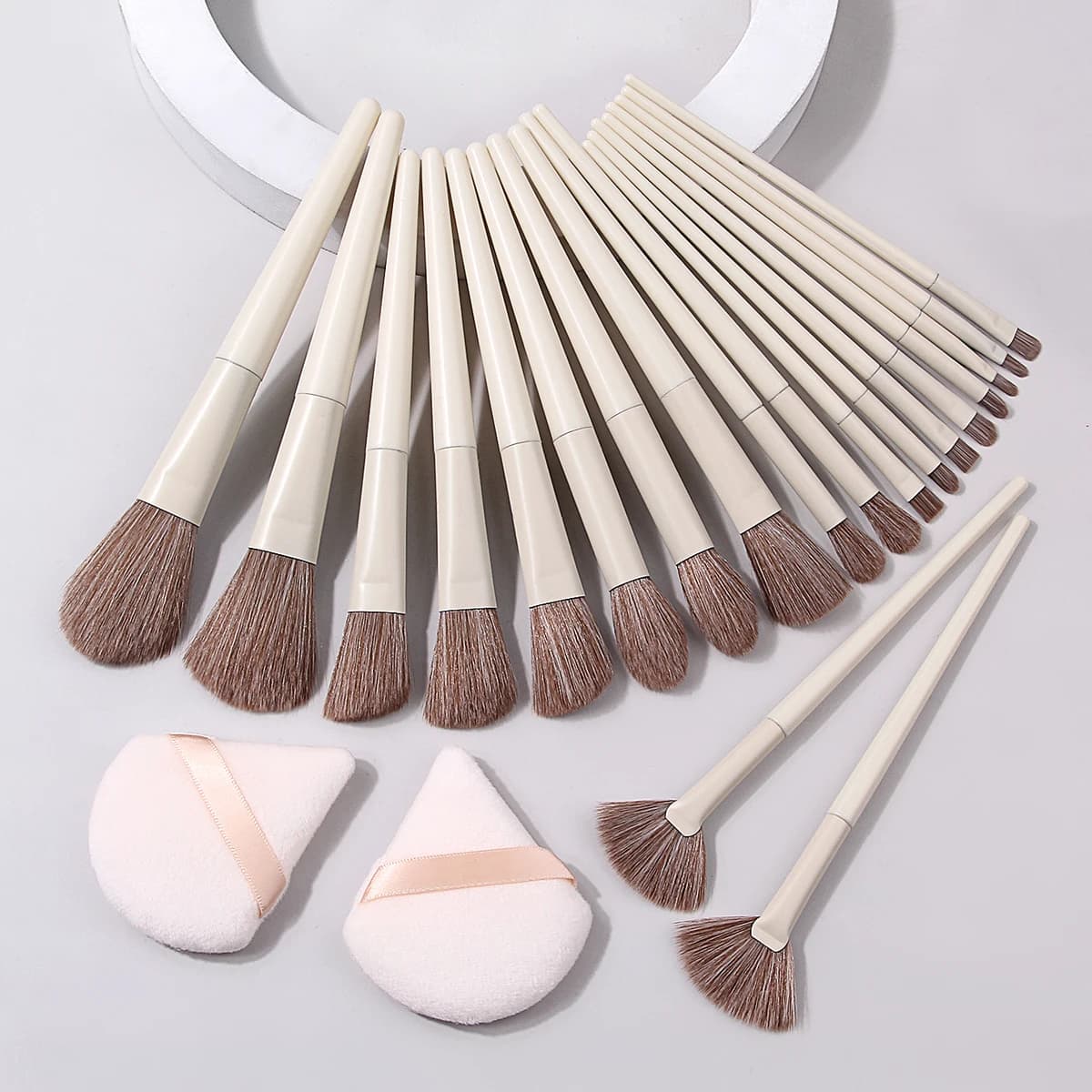 22Pcs Makeup Brush Set With 2Pcs Triangle Powder Puff, Professional Cosmetic Brushes Kit For Foundation Blush Eyeshadow Daily Ma