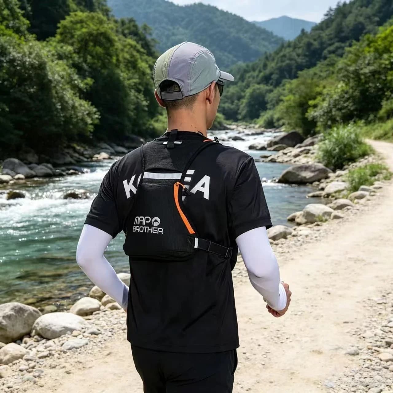 15L Outdoor Lightweight Backpack Trail Running Backpack Cycling Bag Mountaineering Backpack Hiking Backpack Hydration Backpack