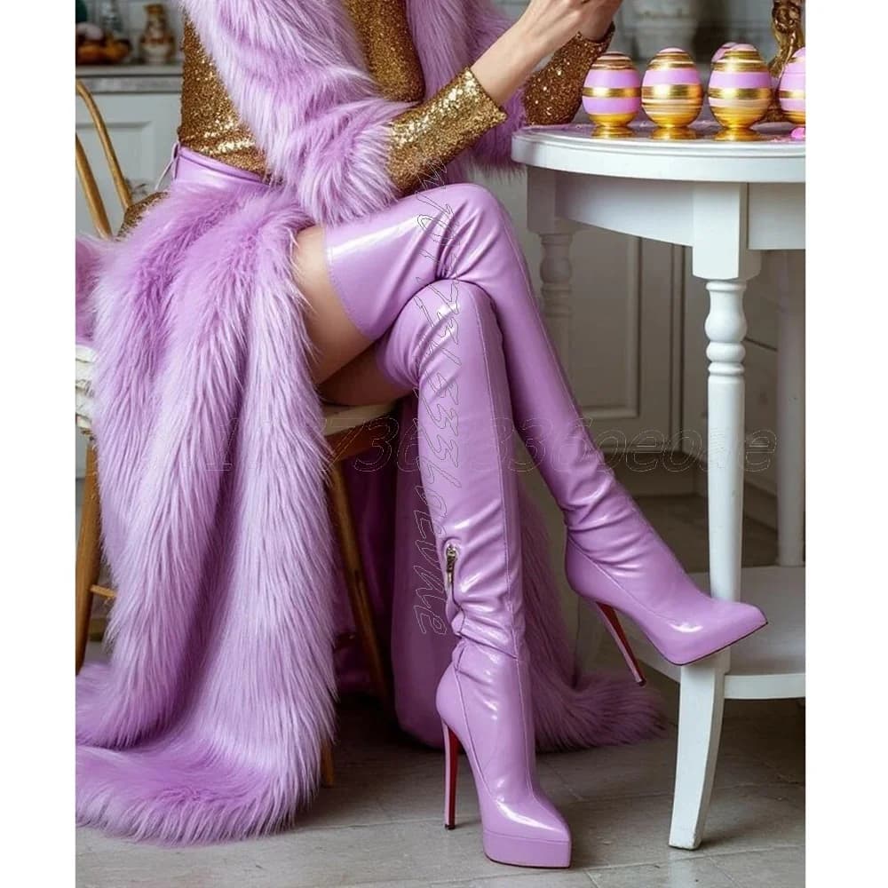 Stivali sopra il ginocchio aderenti viola sexy con decorazione con cerniera laterale Tacchi alti e stivali lunghi in pelle verniciata alla moda con piattaforma ad acqua