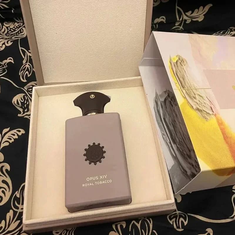 Eau De Parfum Unisex 100ml, Profumo di Lusso a Lunga Durata per Uomo e Donna, con Note di Oud, Legnose, Orientali e Floreali per Serate Romantiche