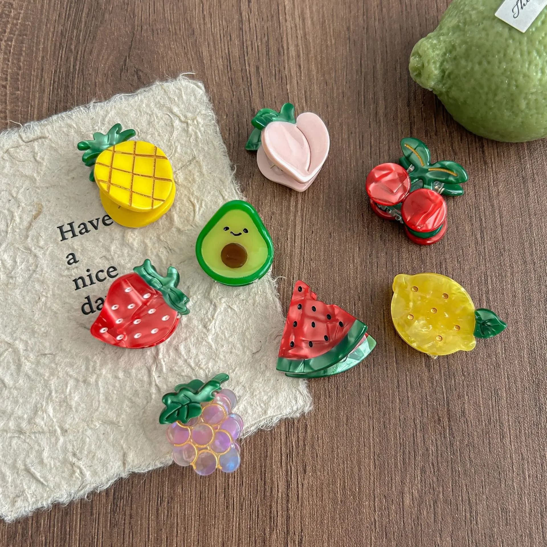 Graziose Mollette per Capelli in Acetato a Forma di Fragola e Anguria, Serie Frutta, Mini Mollette Dolci e Femminili per Frangia, per Donne