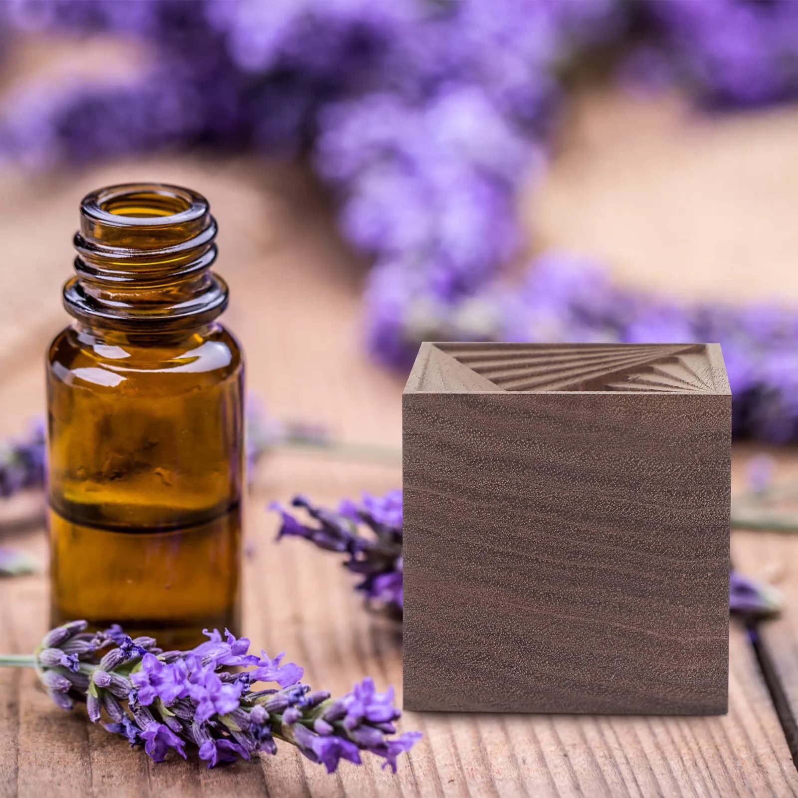 Wooden Essential Oil Diffuser Small Natural Wood Aroma Diffuser Block for Living Space Bedroom Car Interior Aromatherapy