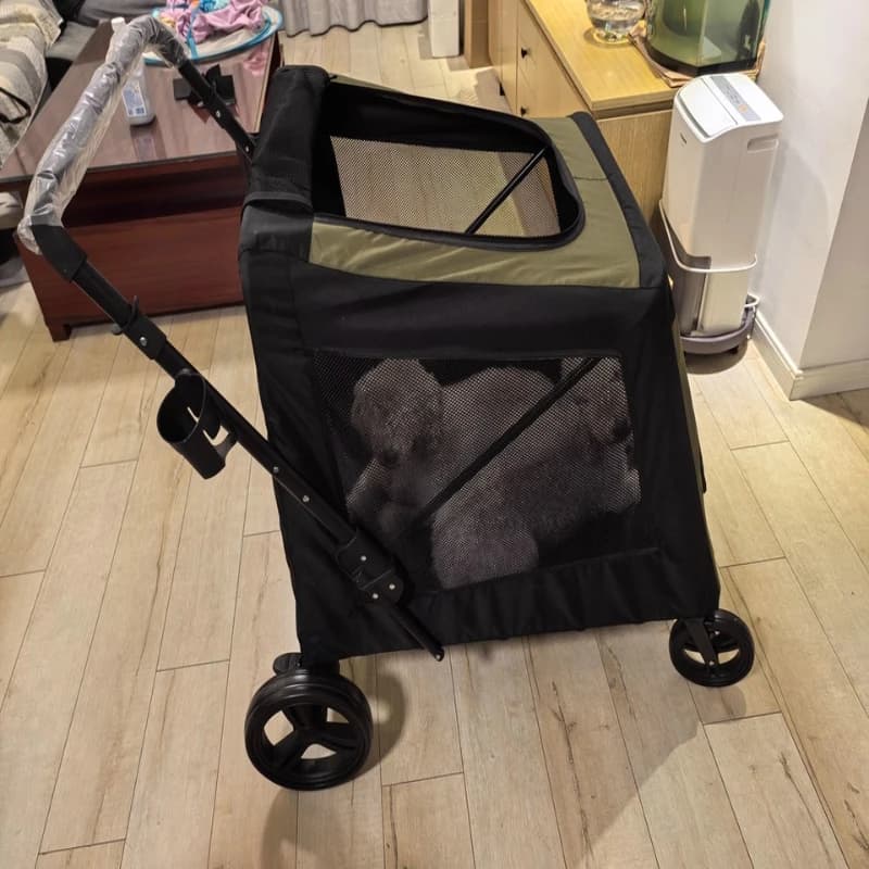 Passeggino Pieghevole Grande per Animali Domestici, Carrello Multifunzionale per Cani da Viaggio all'Aperto, Sedia a Rotelle Portatile per Cani, Trasportino Confortevole e Traspirante