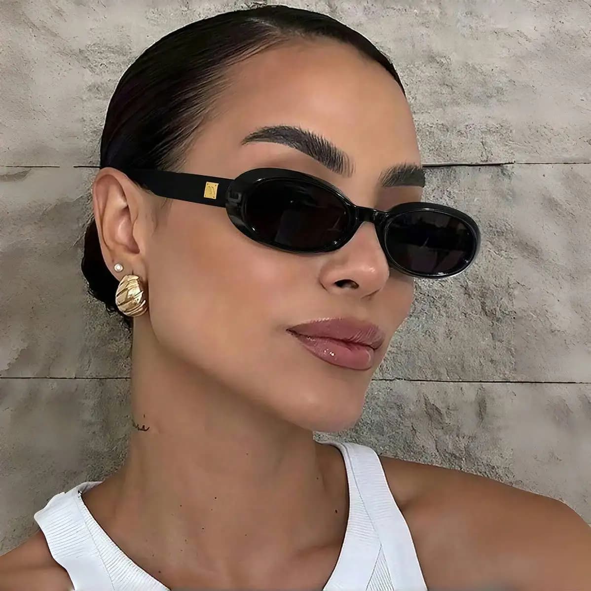 Cat's eye sunglasses women's high-end small frame oval 2025 new Spice Girl retro small face European and American sunglasses