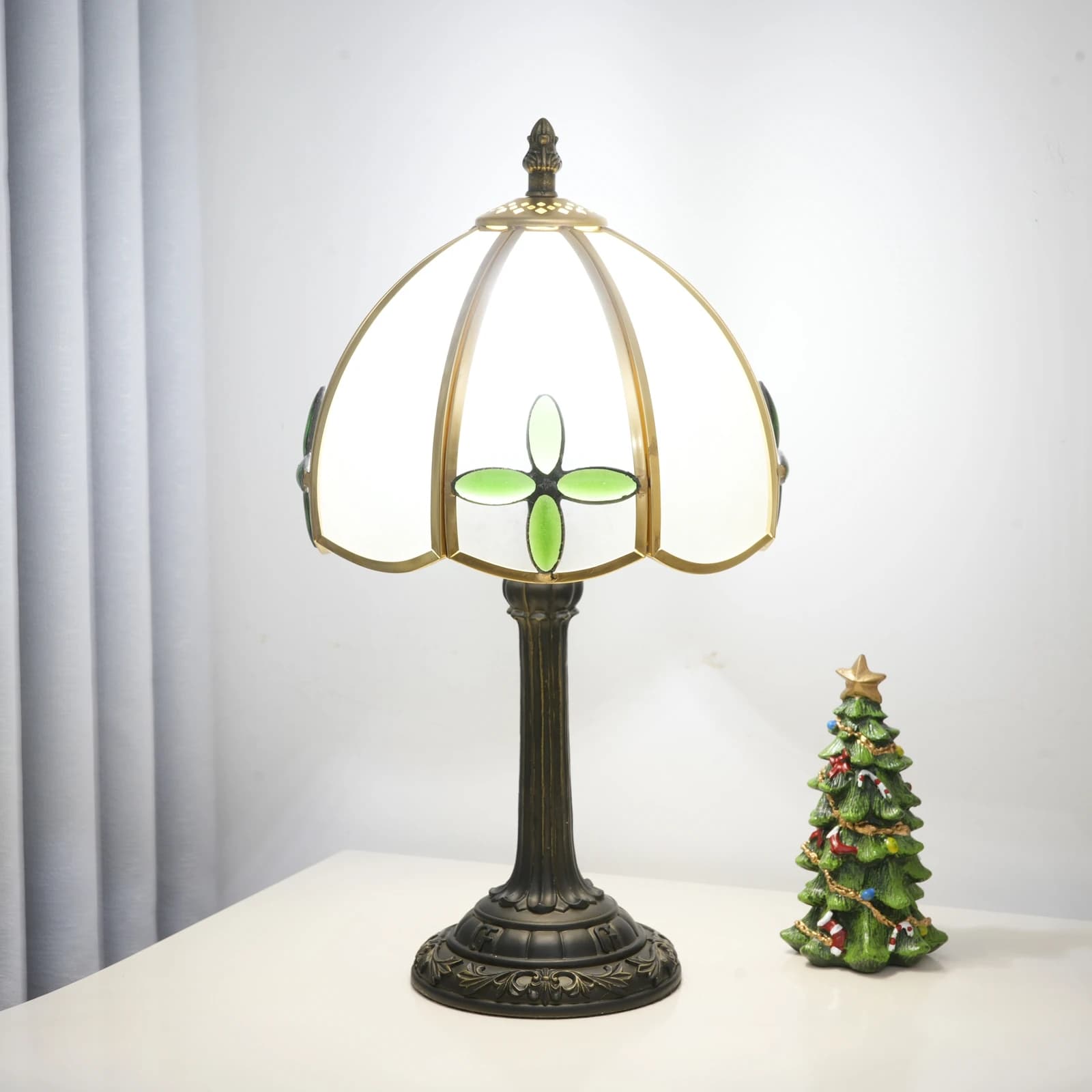 Lampada da Tavolo in Vetro Colorato Stile Mid-Century Modern, Lampada a Fungo per Camera da Letto, Lampade da Tavolo Carine, Elegante Luce Notturna per Soggiorno