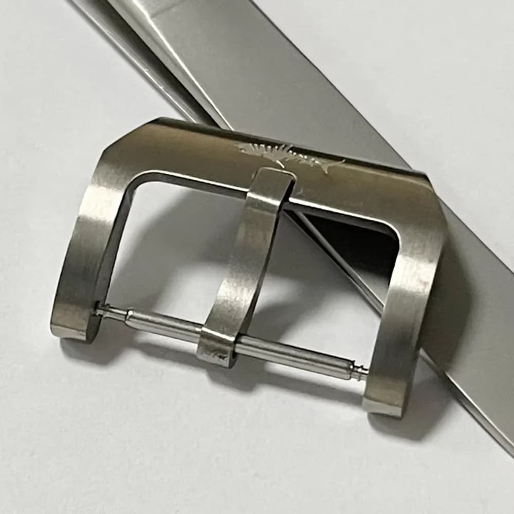 Parti dell'orologio Solid Heimdallr 18/20mm Larghezza Materiale in titanio Fibbia per cinturino in pelle adatta per la sostituzione della fibbia del cinturino