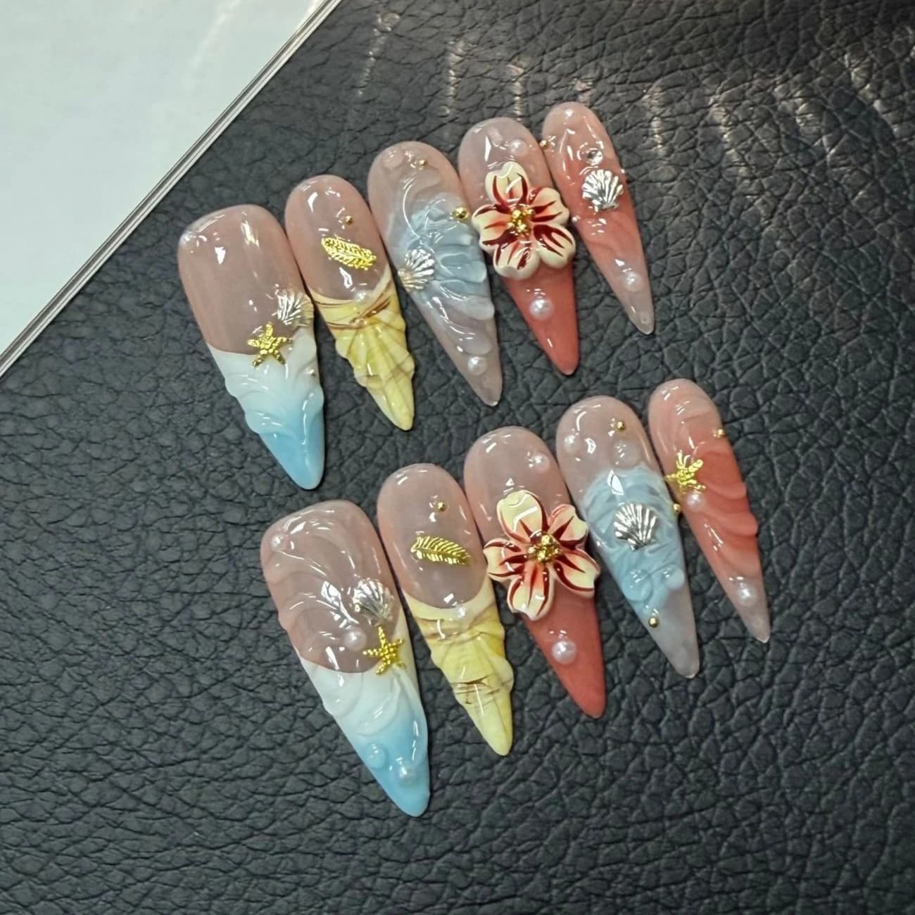 Set of 10 Pieces of Long Nails in Mandorla Hand-painted with 3D Flowers, Colored, Summer, with Marine Stars and Pearls, Wall decal, Hand-made, Removable, for Manicure