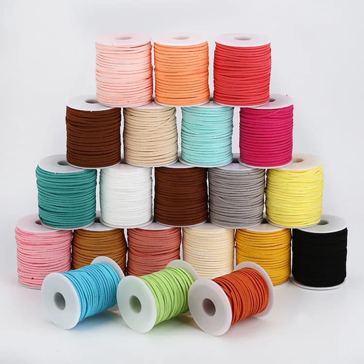 50 Yard/roll 2.6mm piatto in pelle scamosciata sintetica intrecciata gioielli in pelle corda fai da te per perline fatte a mano braccialetto gioielli stringa