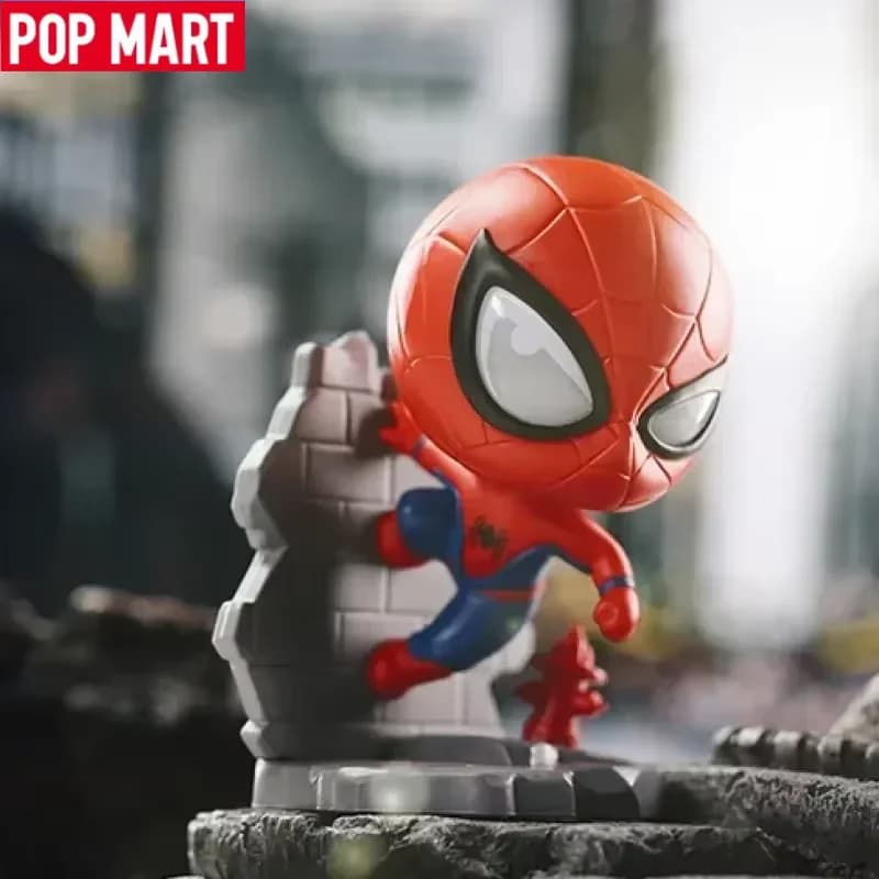 POP MART Serie Spider e Venom Scatola cieca Guess Bag Scatola misteriosa Giocattoli Bambola Cute Anime Action Figure Ornamenti per il desktop Regalo per ragazze