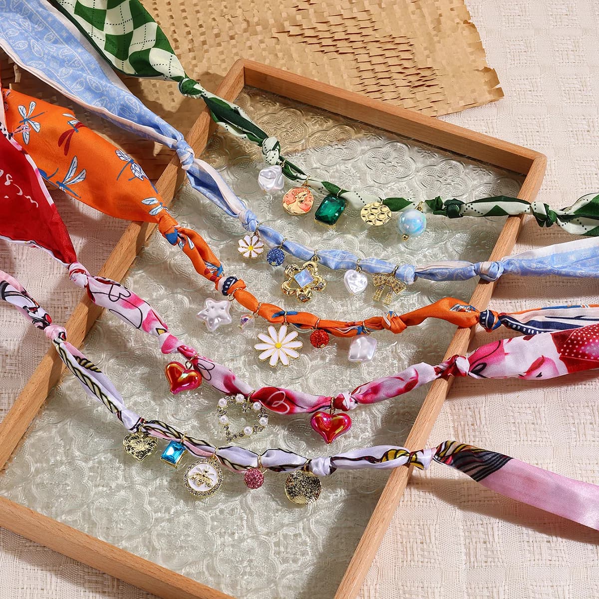 Multicolored Knot Scarf Short Necklace Square Crystal Daisy Bowknot Heart Star Charms Pendant Elegant Women's Choker Autumn New