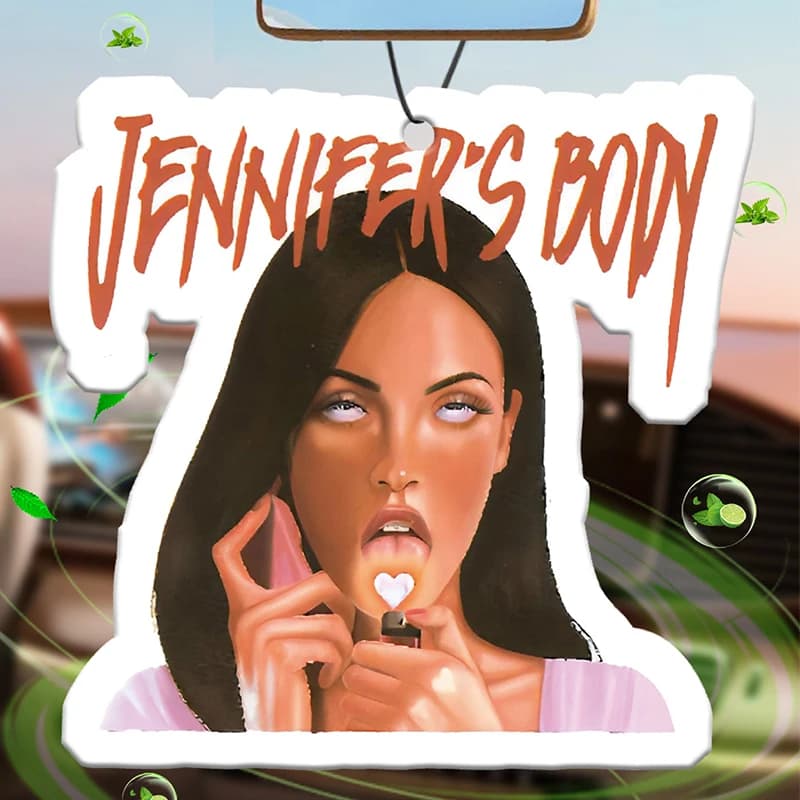 Deodorante per Auto Jennifer`S Body Special Edition (4711 Edizione Speciale, Classico per Uomo e Donna) | Supporto per Specchietto Retrovisore e Clip per Bocchetta dell'Aria a Doppio Uso | Compresse per Aromaterapia in Materiale Naturale | Fragranza a Lunga Durata per 90 Giorni | Senza alcol | Non teme l'esposizione diretta al sole | Progettato specificamente per la rimozione degli odori in auto, armadi e bagni. | Grafica Animata per Cartoni Animati | Unisex