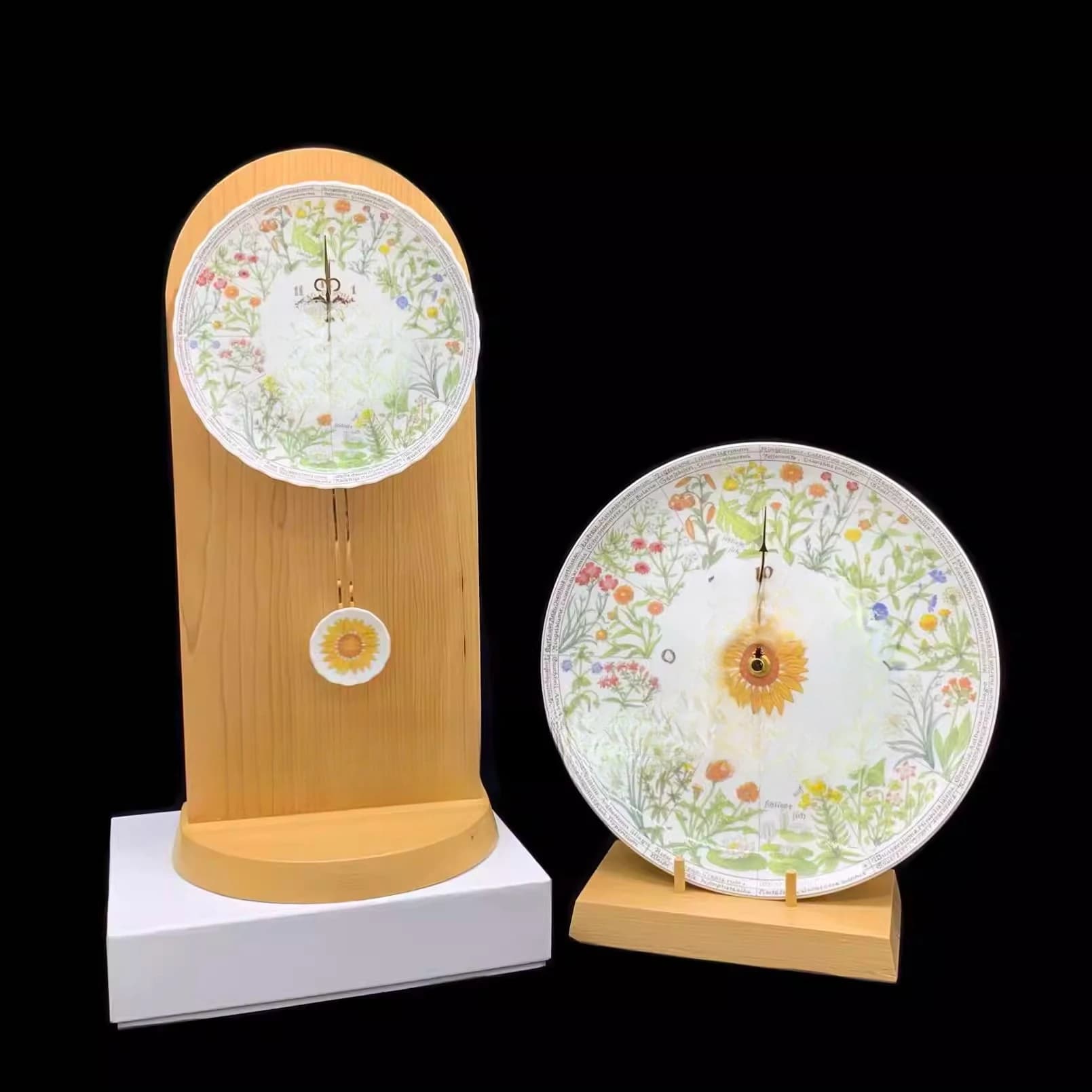 Orologio da parete a pendolo in porcellana Bone China, serie Linguaggio dei Fiori Norvegesi, stile nordico