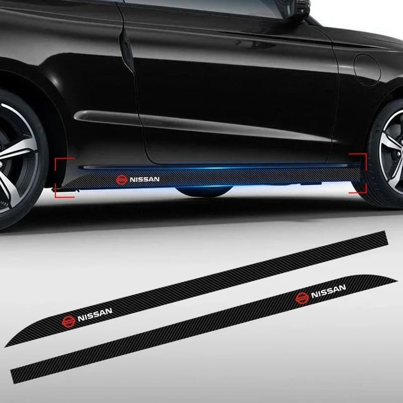 2 adesivi laterali in fibra di carbonio con logo auto per Nissan Qashqai X J11 Trail Tiida Skyline Juke - Accessori