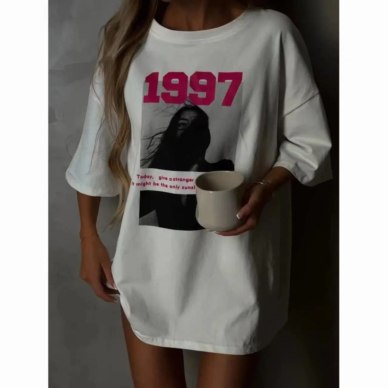 Chic Lettera Stampata T-shirt in cotone Donna Allentato O-Collo Manica corta T-shirt femminile oversize 2025 Summer Fashion Lady Outwears Top