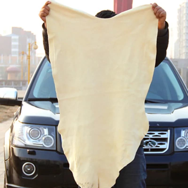 Asciugamani per lavaggio auto in pelle scamosciata naturale Pulizia ad asciugatura rapida per lavare le auto Gadget automatico Gilda per il lavaggio dell'auto