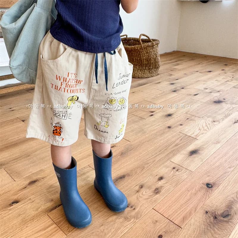 2025 Estate Nuovi bambini Pantaloncini di cotone Ragazze Cute Cartoon Print Shorts Bambini Pantaloni casual Moda Ragazzi Pantaloncini larghi Vestiti