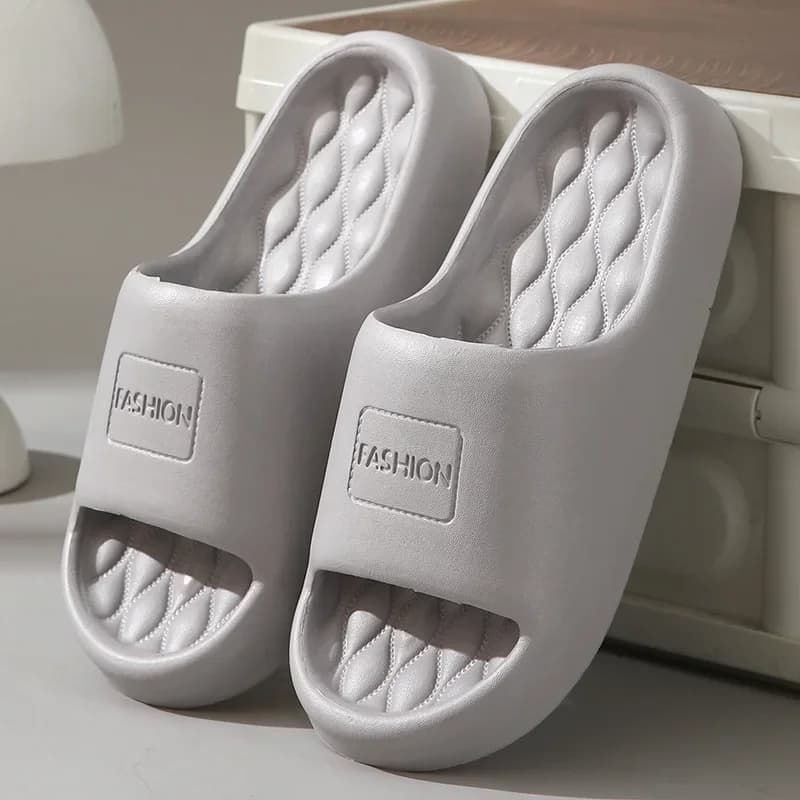 Moda Uomo Estate Pantofole da casa Concise Suola spessa Scivoli morbidi Sandali da spiaggia Piattaforma da donna Appartamenti Coppie Scarpe da doccia antiscivolo