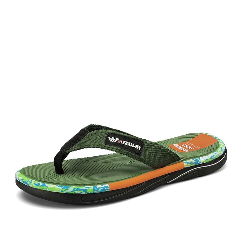 Man Flip Flops Breathable Beach Shoes Bathroom EVA Slippers Sandals Men Luxury Flip Flops Soft House Slippers Home Clogs Slides