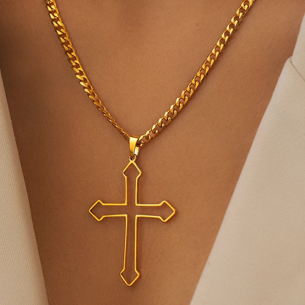 Collana in acciaio inossidabile Nuovo design prevalente semplice Crocifisso Ciondolo traforato Collane subtlety per gioielli da donna Regali per feste