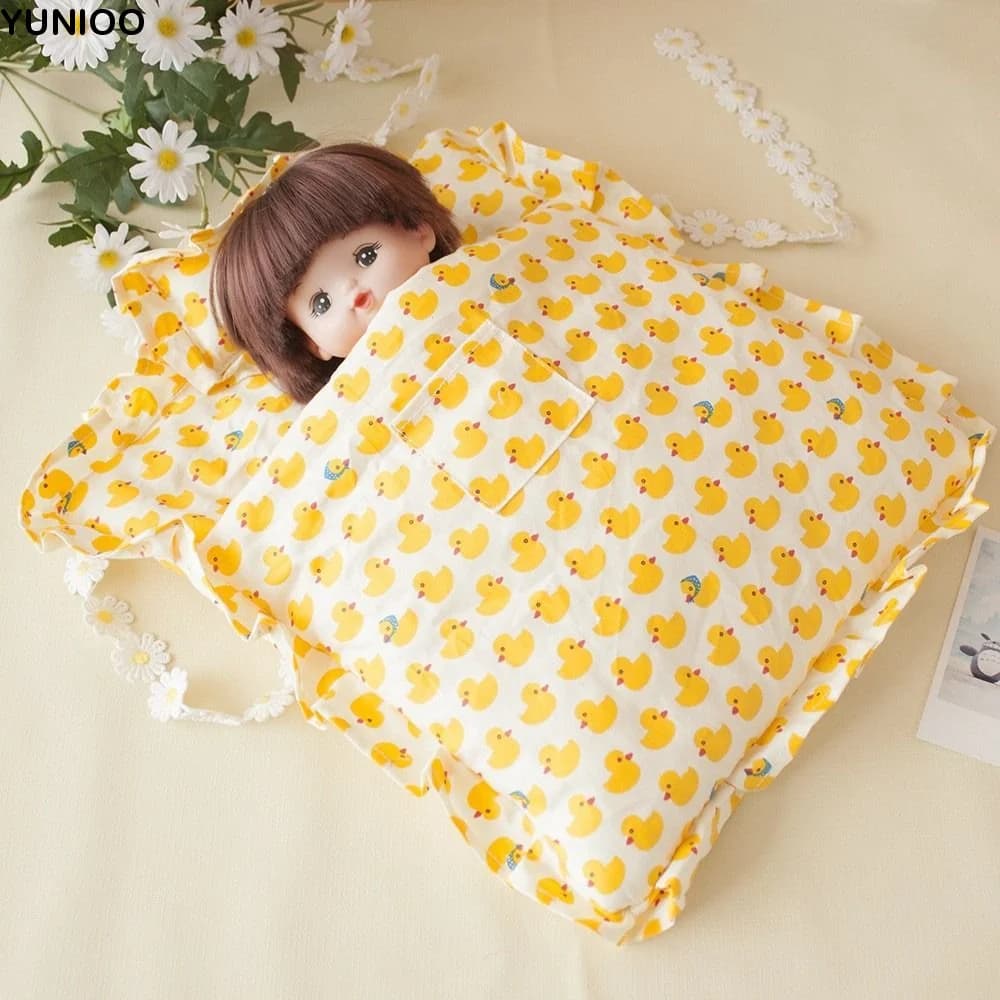 Bed Linen Set for Dolls 32 cm with Bearing, Pear Bag, Miniature Dresses and Sheets for Role Game