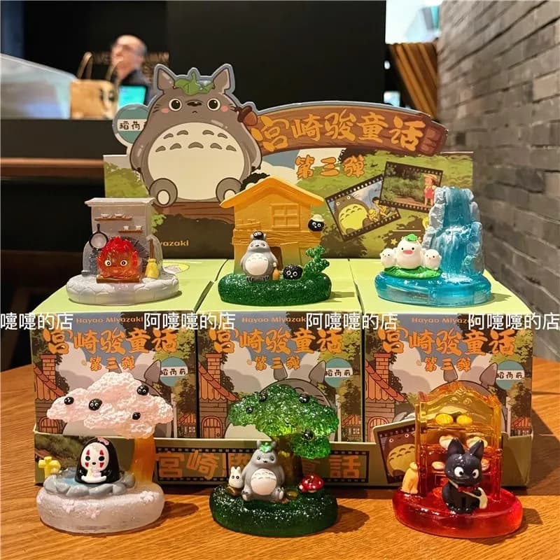 Totoro Blind Box Figura anime di Miyazaki Elfo del vento Luce notturna incandescente Scatola misteriosa Decor Regalo di compleanno Giocattolo da collezione per bambini