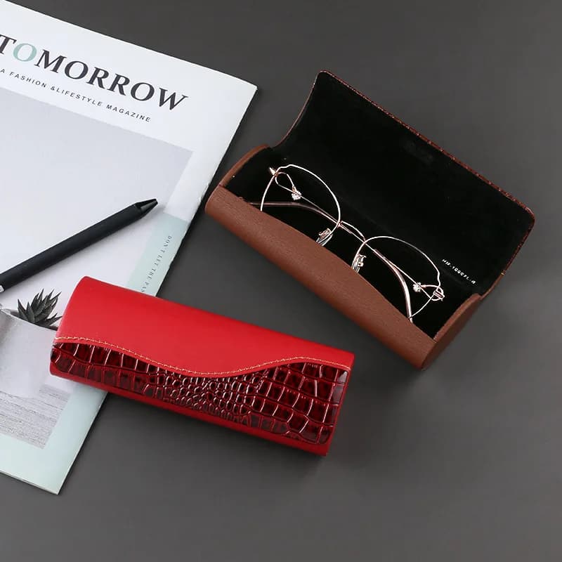 Crocodile Pattern Leather Eyeglass Case Anti Pressure Hard Shell Glasses Storage Box Portable Sunglasses Myopia Eyewear Holder