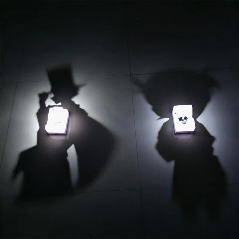 Lampada da Parete a Silhouette Anime, Giocattolo Decorativo per la Casa, Luce Notturna con Ombra Elegante, Collezione per Bambini, Regalo di Compleanno
