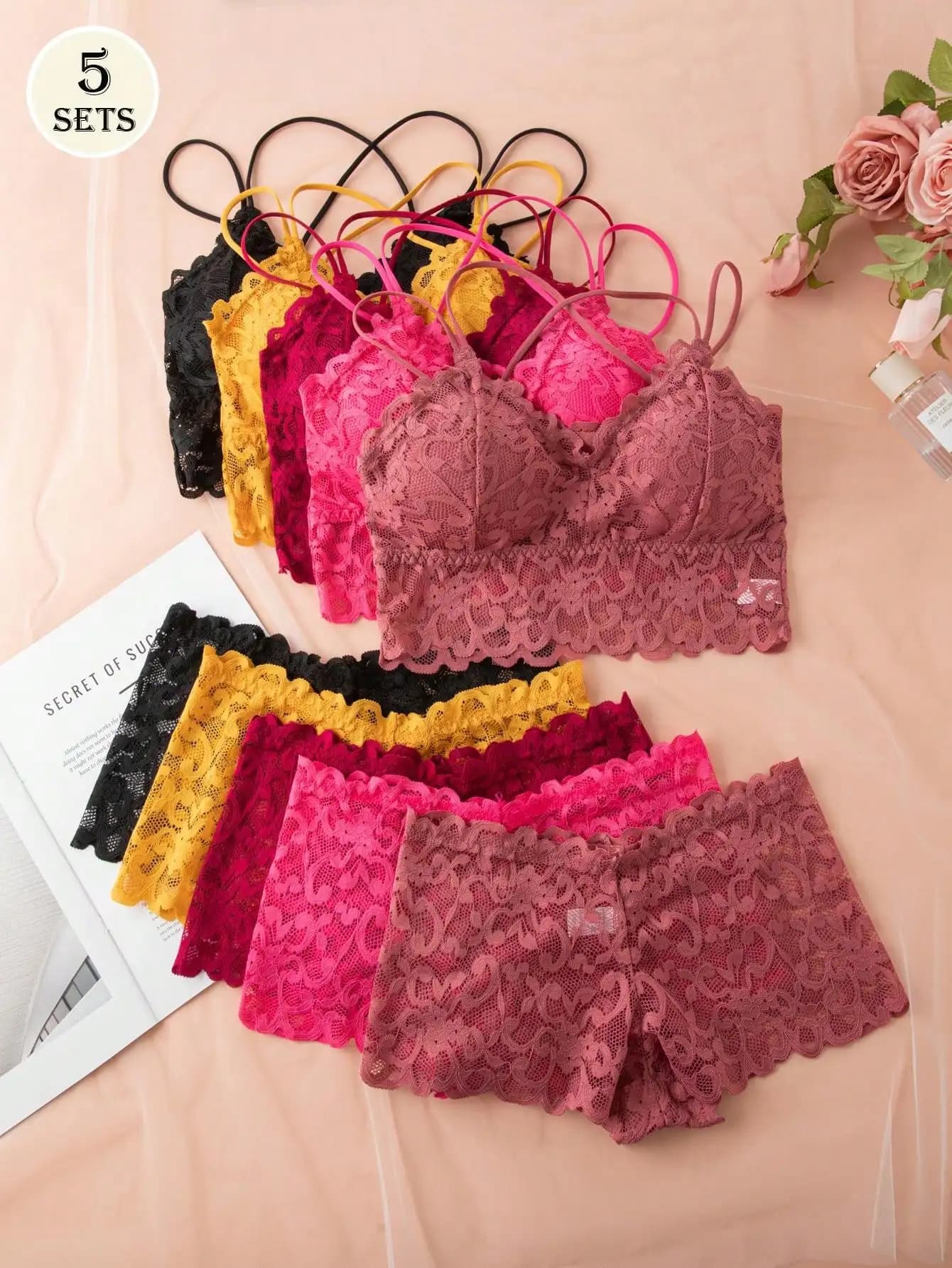 Set of 5 complete with lace lingerie, bra without ferret and matching shorts for spring summer