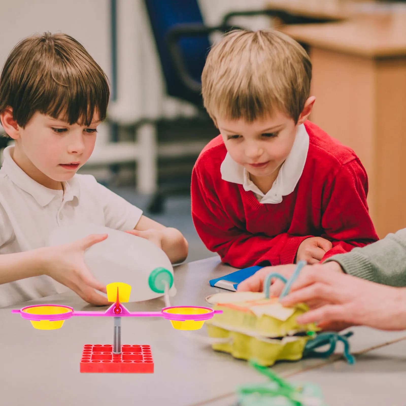 Set di Bilancia per Esperimenti Scientifici, Kit Educativo STEM, Strumento di Apprendimento per la Coordinazione Mano-Cervello dei Bambini, Progetti STEM Fai-da-Te