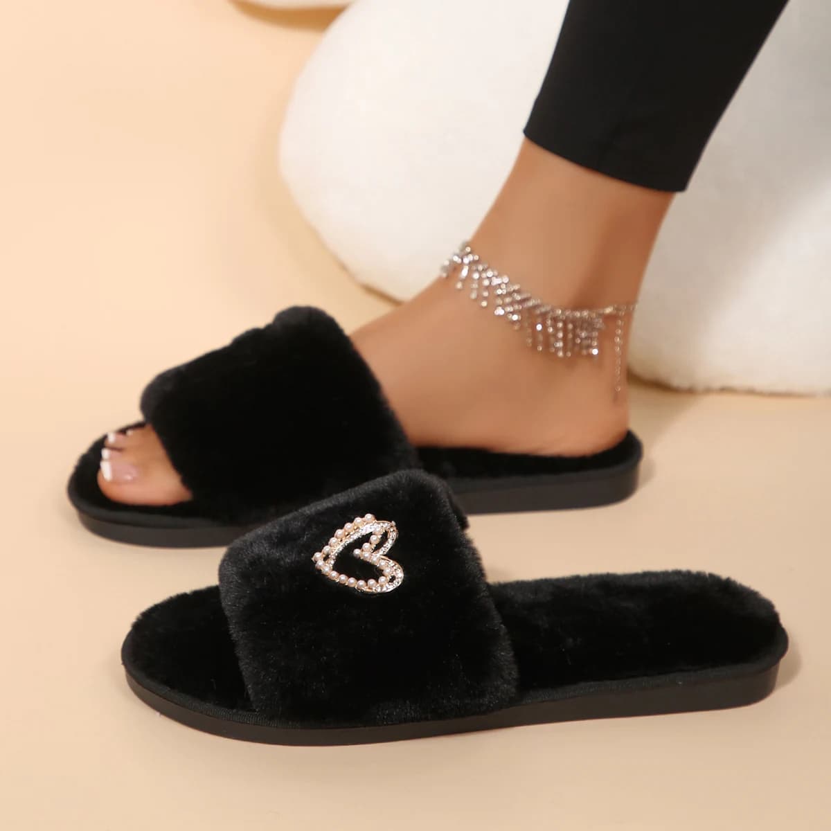 Belle pantofole da donna casual tacchi bassi piatti scarpe da donna basic in pelliccia solida slip on sandali estivi con perle con stampa animalier taglie forti
