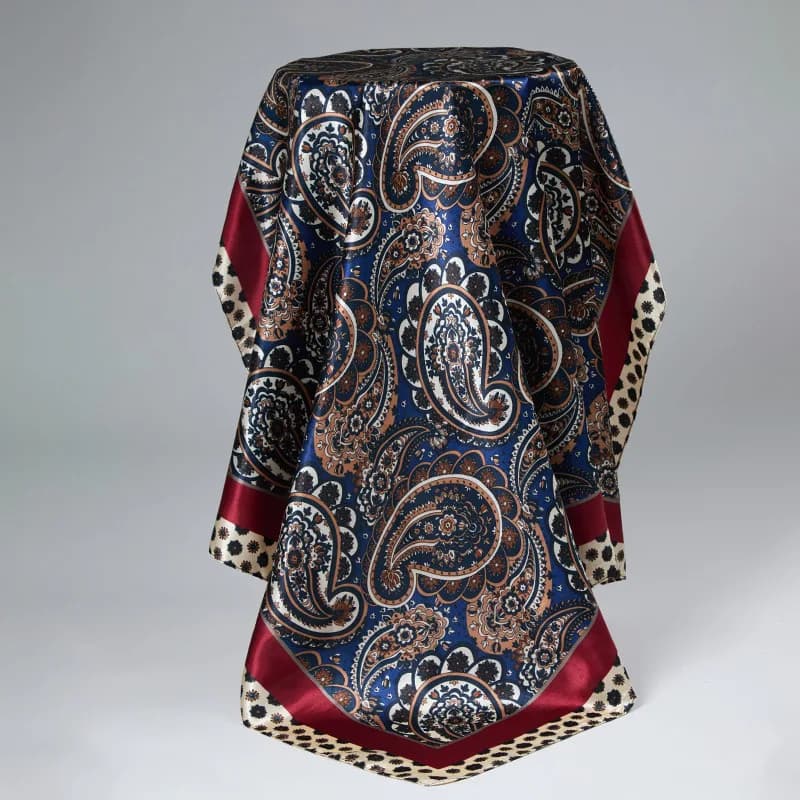 1 pezzo di sciarpa quadrata grande in raso da 90 cm con stampa Paisley alla moda, multiuso, versatile, per avvolgere la testa, bandana per il collo, accessorio decorativo per outfit quotidiano, viaggi, feste, moda femminile