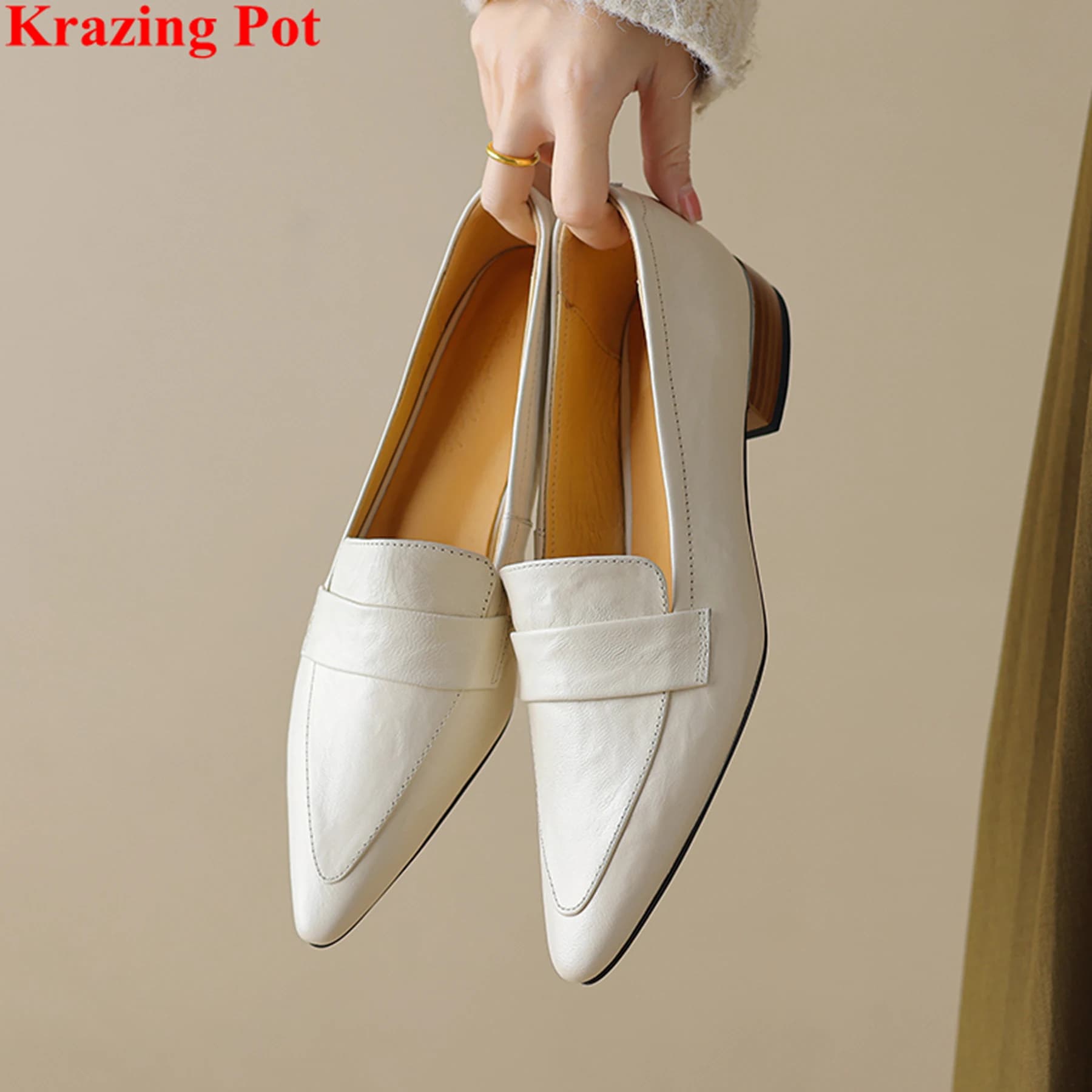 Plus Size 33-42 Peacockskin Pointe Toe Low Heels Low Heels Spring Autumn Dating Shoes Moccasins On Sweet and elegant Ins Women's Shoes