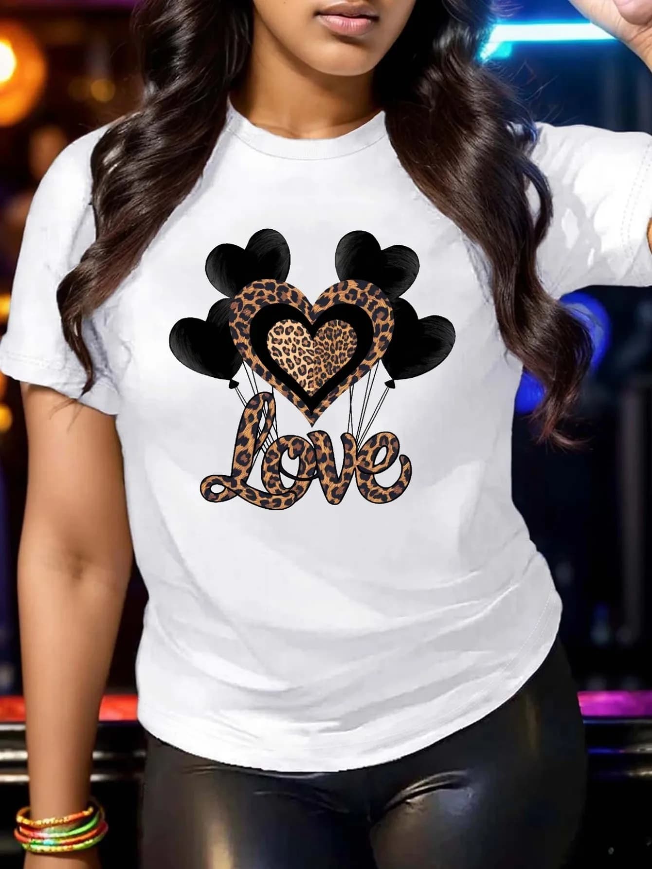 T-shirt girocollo da donna con stampa di cartoni animati alla moda, design semplice, comoda e traspirante, adatta per il tempo libero quotidiano