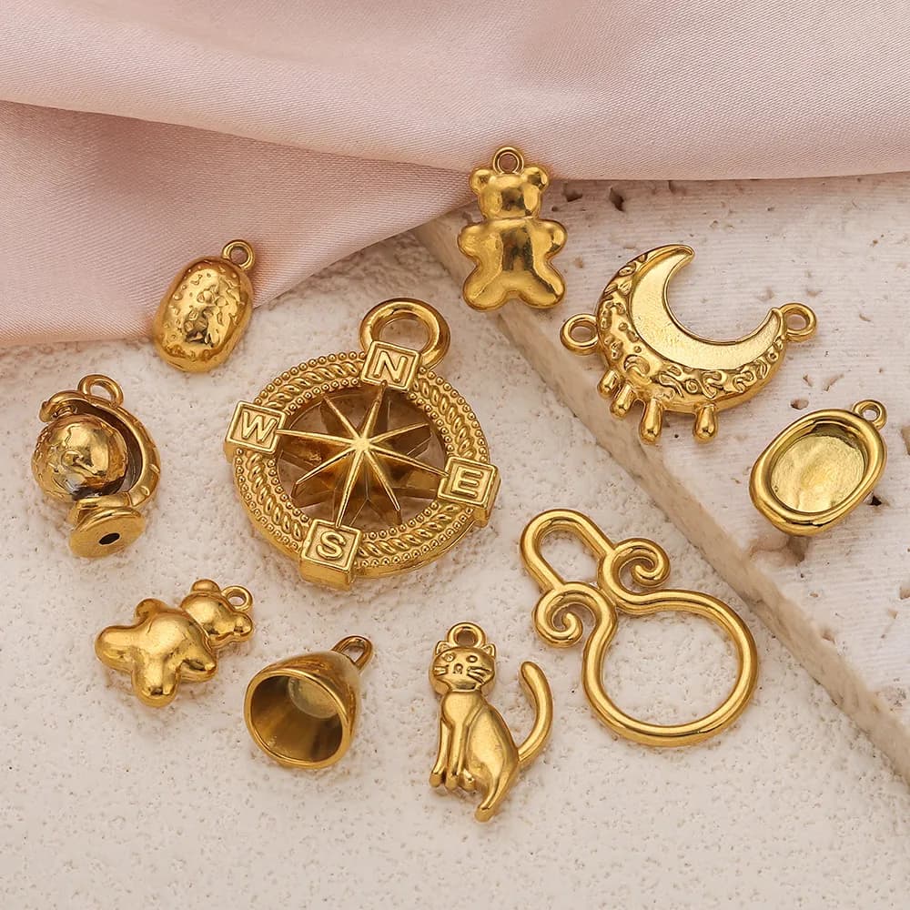 Ciondolo a forma di campana con globo a forma di gattino in acciaio inossidabile da 5 pezzi placcato in oro per collana fai da te, bracciale, orecchini, creazione di gioielli, accessori all'ingrosso