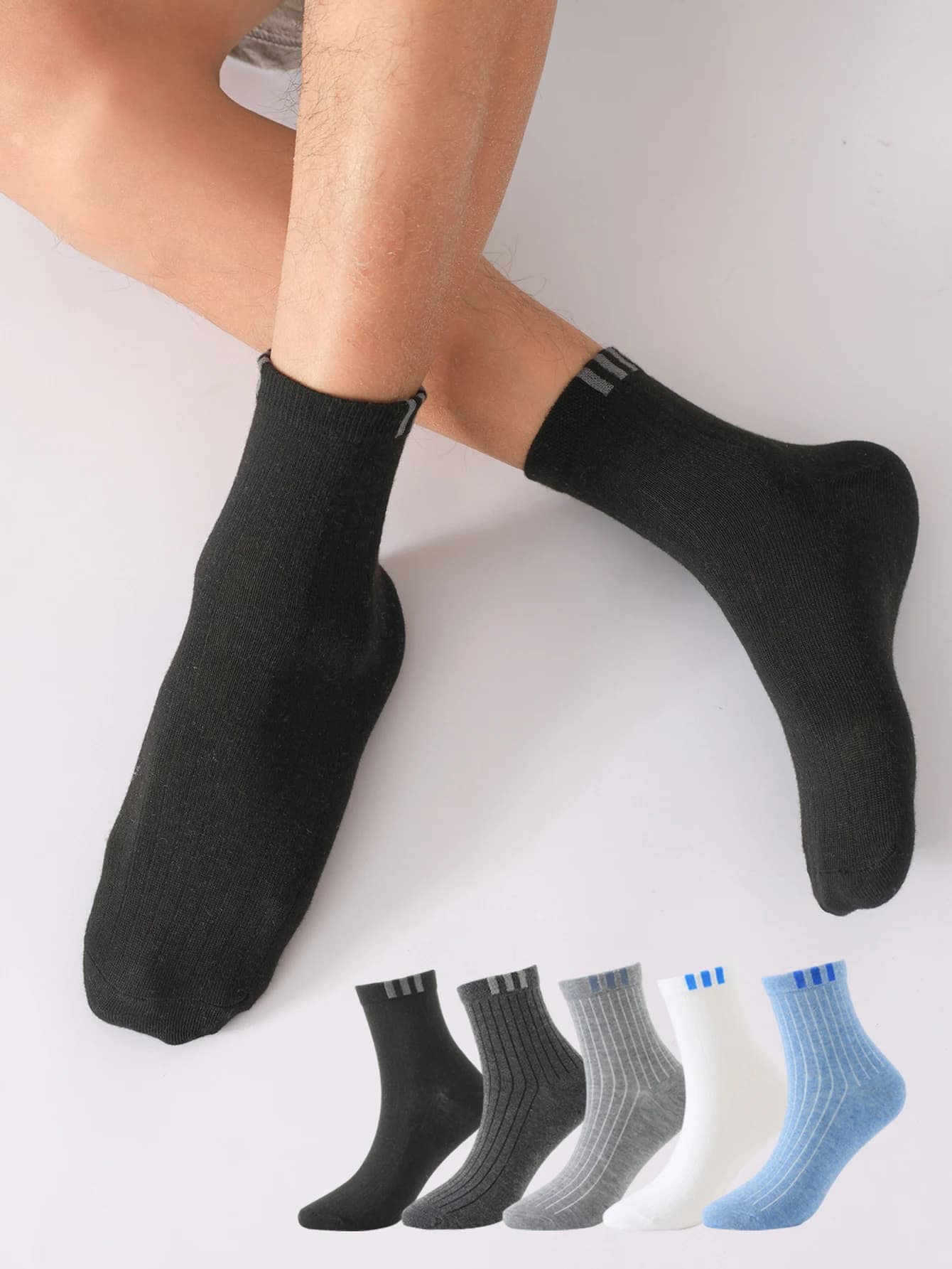 5 paia di calzini sportivi da uomo in tinta unita, calzini da equipaggio, calzini minimalisti, adatti per l'abbigliamento sportivo quotidiano.