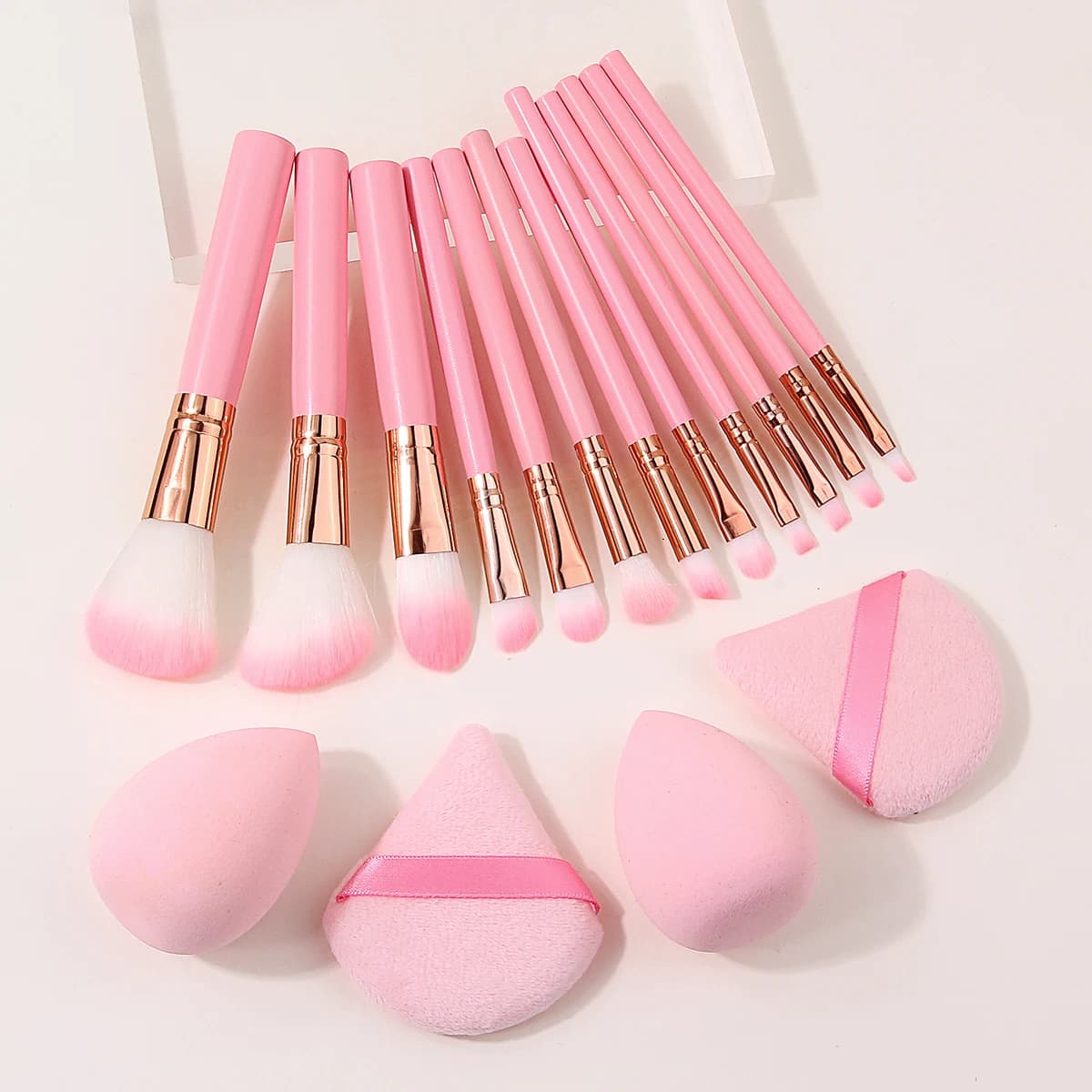 16Pcs Makeup Brushes Set with Makeup Sponge Triangle Powder Puff for Foundation Blush Eyeshadow Eyebrow Lip Cosmetic BeautyTools