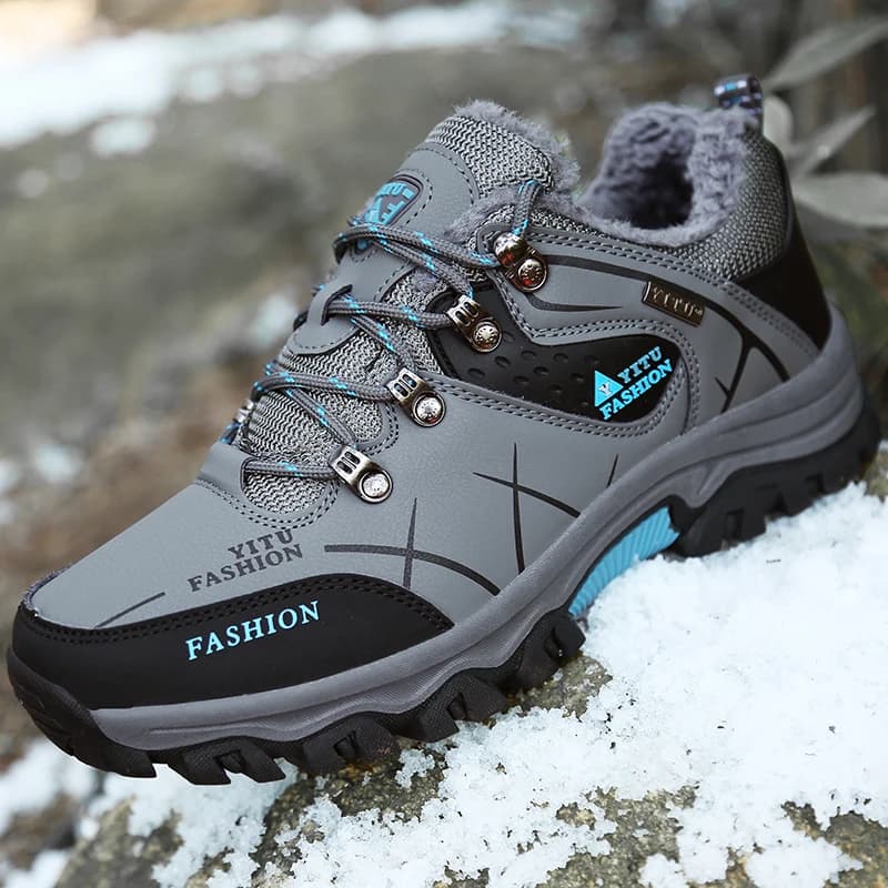 Scarpe da trekking da uomo Camminate sulla neve Nuove sneakers da lavoro calde in peluche Stivaletti stringati da montagna antiscivolo resistenti all'usura