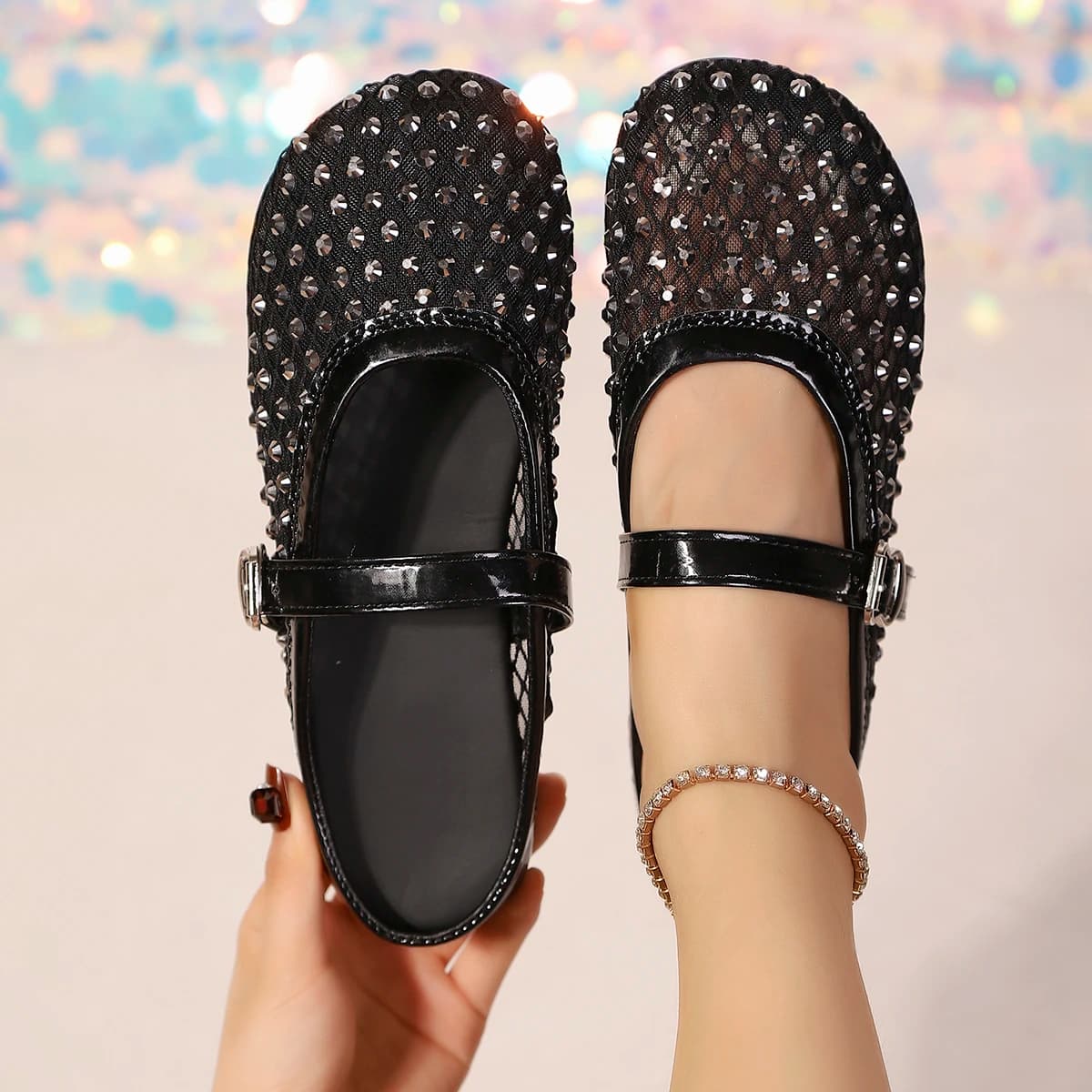Mesh traspirante strass moda versatile pantofole da donna stile straniero cintura di nicchia piatta con suola morbida Mary Jane scarpe muli
