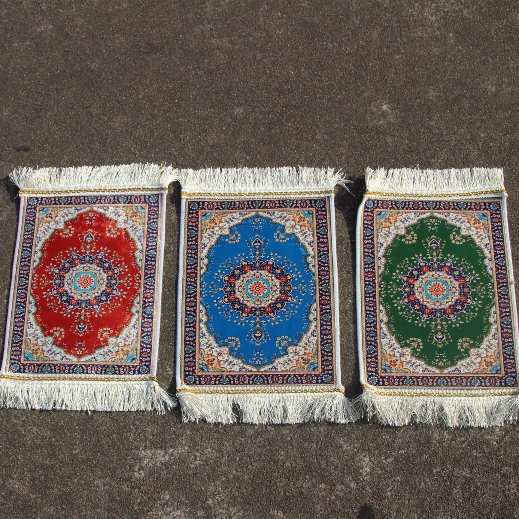 Nuovo Tappetino da Preghiera Islamico Portatile 35x40cm, Ricamato, in Poliestere, per Muazzanah